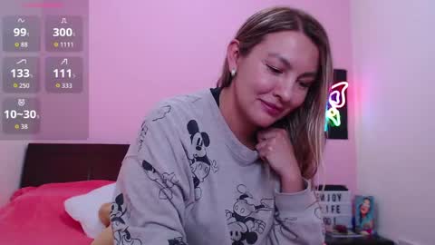 K A R O L online show from April 18, 9:59 pm