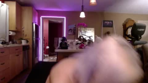 Snapshot of danikawhite69 chatting on September 10, 6:36 am DanikaWhite69 online show from September 10, 6:36 am