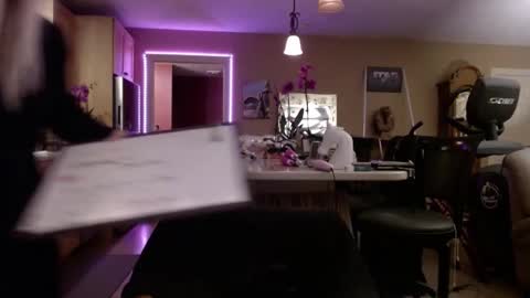 Snapshot of danikawhite69 chatting on February 18, 9:21 am DanikaWhite69 online show from February 18, 9:21 am