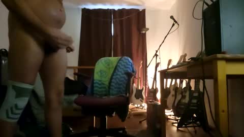 danimal5000 online show from December 23, 6:26 pm