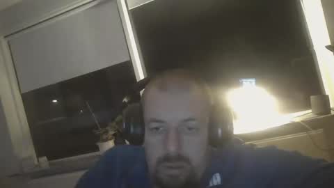 danishman1980 online show from December 25, 11:42 pm