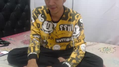 Darwin Daniel Segura Parra online show from June 23, 11:55 pm