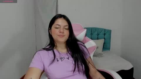 danna online show from February 9, 2:07 pm