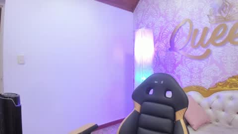 Danna online show from January 20, 11:35 am