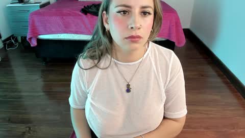 Danna martinezz online show from January 12, 1:11 am