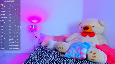 Danna Rhodes online show from October 24, 9:43 am