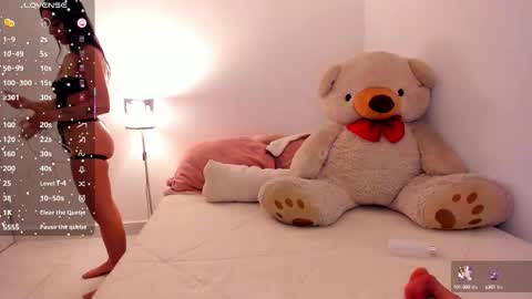 Danna Rhodes online show from September 9, 2:33 am
