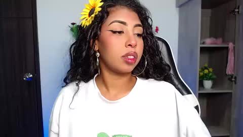 Danna online show from October 21, 2:05 am