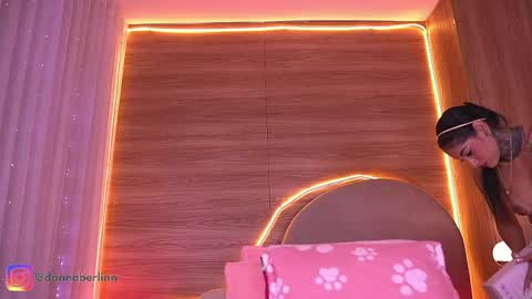 Danna Berlin  online show from April 15, 7:49 pm