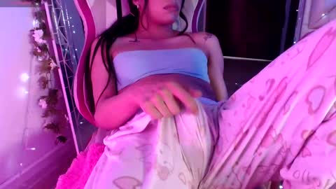 Snapshot of dannadoll69 chatting on March 12, 6:11 pm Dannamunoz130 online show from March 12, 6:11 pm