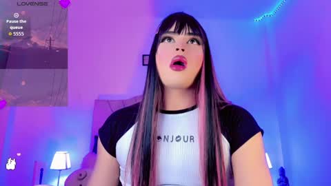 dannadolls online show from April 12, 6:45 pm