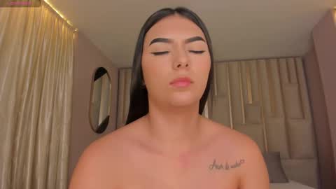 Danna Gibbs online show from February 21, 1:33 am