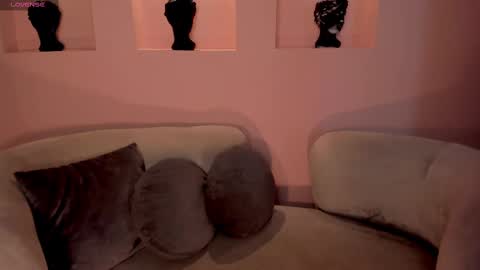 Danna Gibbs online show from March 12, 12:53 am