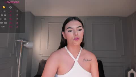 Danna Gibbs online show from February 4, 7:44 pm