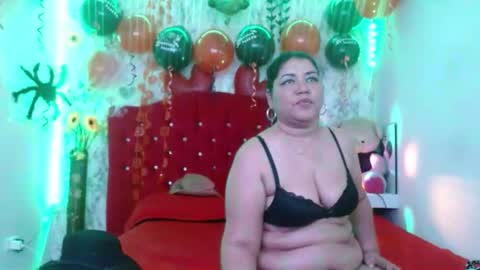 dannalanegra2 online show from October 12, 8:10 pm