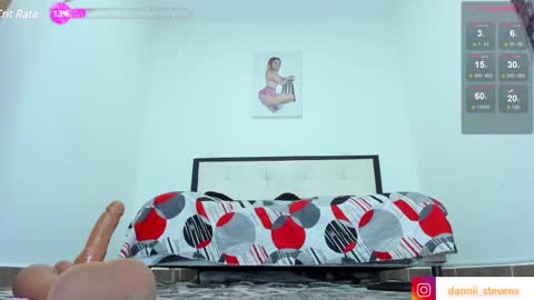 Snapshot of dannii_stevens chatting on February 21, 6:29 am silvana online show from February 21, 6:29 am