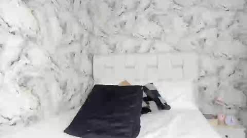 Snapshot of danny_fernandez chatting on October 19, 6:07 am danny_fernandez online show from October 19, 6:07 am