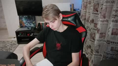 Snapshot of danny_fox888 chatting on January 9, 5:00 pm Daniel online show from January 9, 5:00 pm