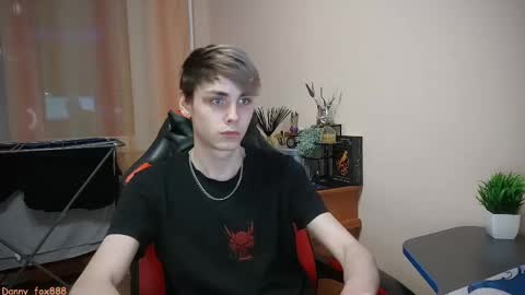 Snapshot of danny_fox888 chatting on February 27, 6:20 pm Daniel online show from February 27, 6:20 pm