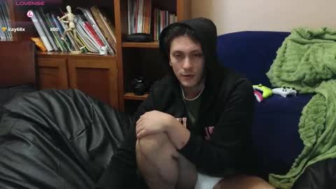 Snapshot of danruiz33 chatting on September 20, 3:09 am Dan online show from September 20, 3:09 am