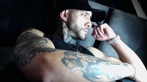 dante_d_angelo_ online show from March 25, 10:05 pm