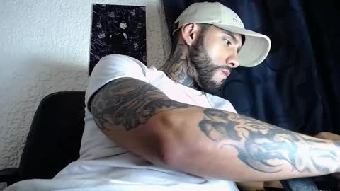 dante_d_angelo_ online show from September 25, 9:49 am