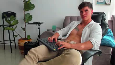 Dante online show from December 22, 7:20 pm