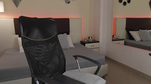 Dante online show from October 16, 9:13 pm