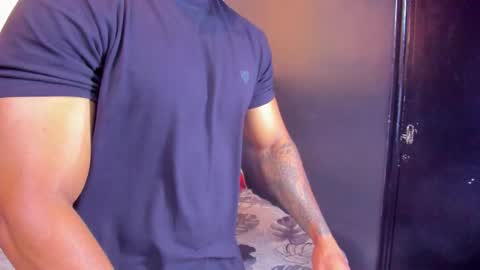 Snapshot of dany_dryy chatting on October 13, 11:29 pm Dany online show from October 13, 11:29 pm