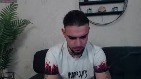 Danyel online show from November 3, 8:10 pm