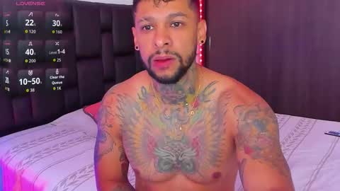 danyfitguy_ online show from November 16, 1:35 pm