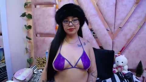 DanySwet online show from November 29, 1:46 am