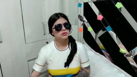 daphne877046 online show from March 6, 2:32 am