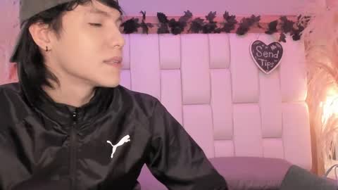 daphne_and_roger online show from April 18, 11:12 am