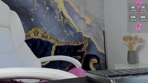 Snapshot of daphne_moss chatting on January 28, 5:14 pm Agatha online show from January 28, 5:14 pm