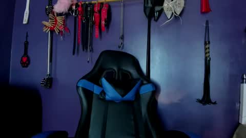 daphneandrade online show from October 20, 4:45 pm