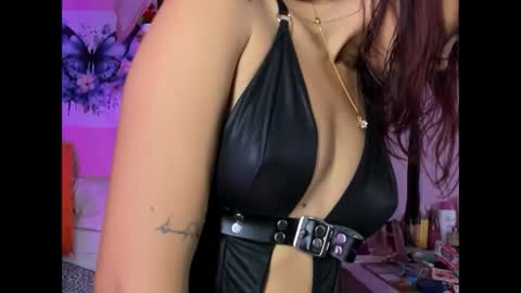 daphneandrade online show from March 1, 12:56 pm