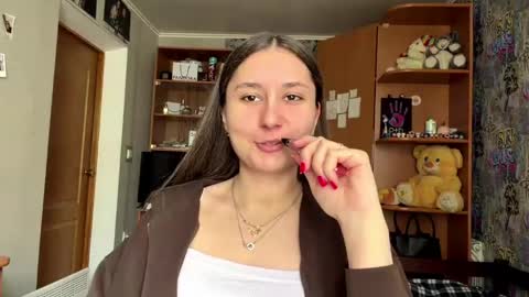 Poly online show from May 1, 9:36 am