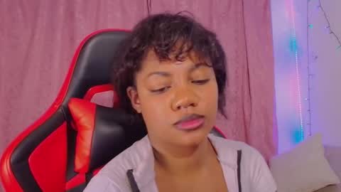 Daphne online show from December 19, 12:11 pm