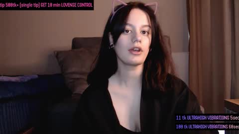 Darcy online show from October 3, 1:30 pm