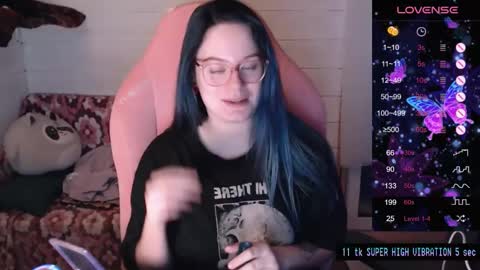 Darcy online show from January 7, 6:56 pm