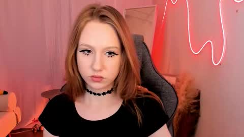 Daria Tate online show from March 6, 2:49 pm