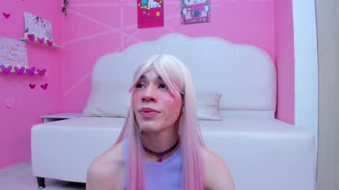 DaripQueen online show from February 4, 5:01 pm