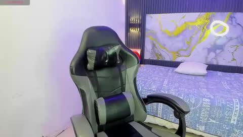 DARCK online show from March 11, 1:03 pm