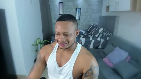 dark_dominion online show from October 17, 5:55 am