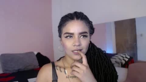 dark_flama online show from April 3, 10:17 pm