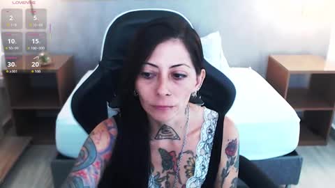 M I K A E L A online show from December 22, 12:45 pm