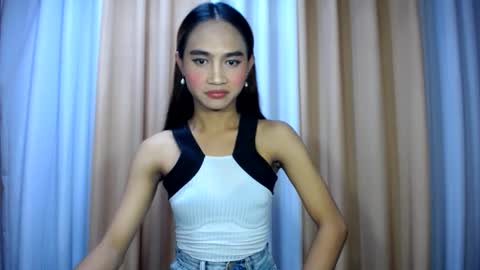 LIANNA online show from May 6, 3:01 am