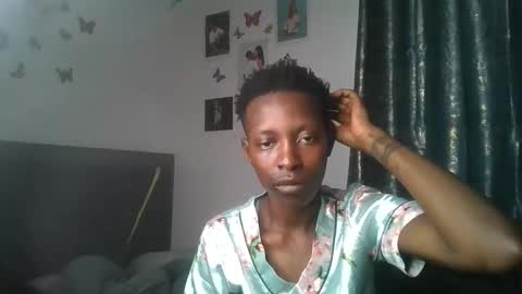 dark_mellanin online show from May 25, 7:47 am