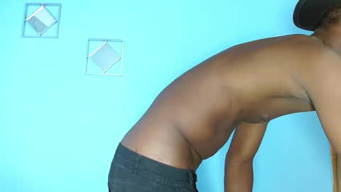 Chris  online show from October 31, 3:07 am